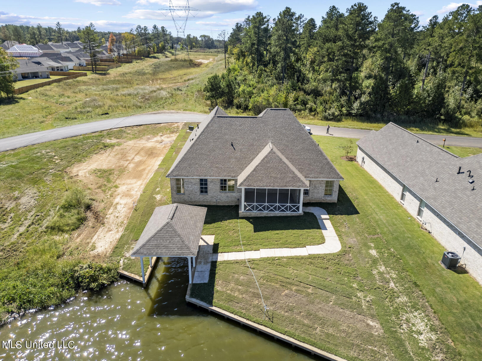 190 Lake Ridge Drive Madison, MS 39110 - Photo 5 of 32 190 lake ridge drone2 final-2