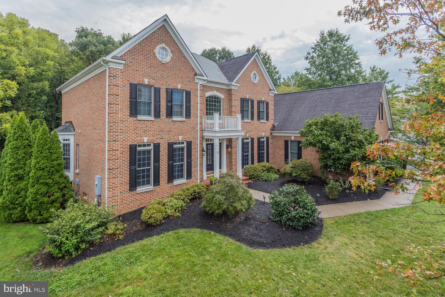 Stunning Summer Green Spaces!