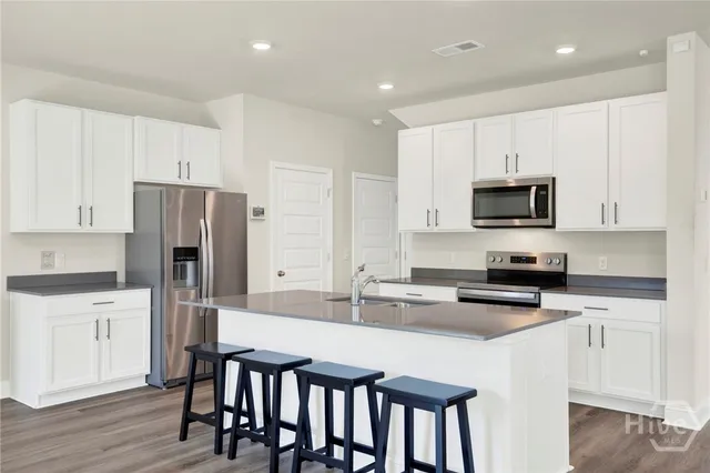 $2,300 | 82 Cypress Loop, Port Wentworth, GA 31407