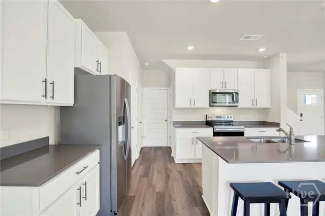 $2,300 | 82 Cypress Loop, Port Wentworth, GA 31407