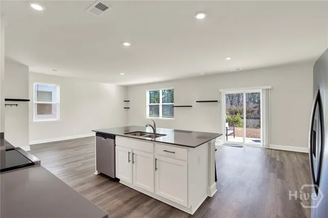 $2,300 | 82 Cypress Loop, Port Wentworth, GA 31407