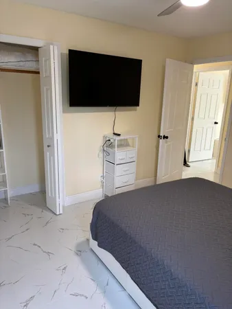 $2,800 | 5359 Southeast Dell Street, Stuart, FL 34997