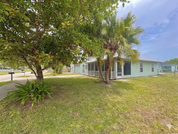 $2,800 | 5359 Southeast Dell Street, Stuart, FL 34997