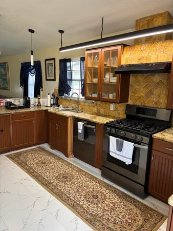 $2,800 | 5359 Southeast Dell Street, Stuart, FL 34997