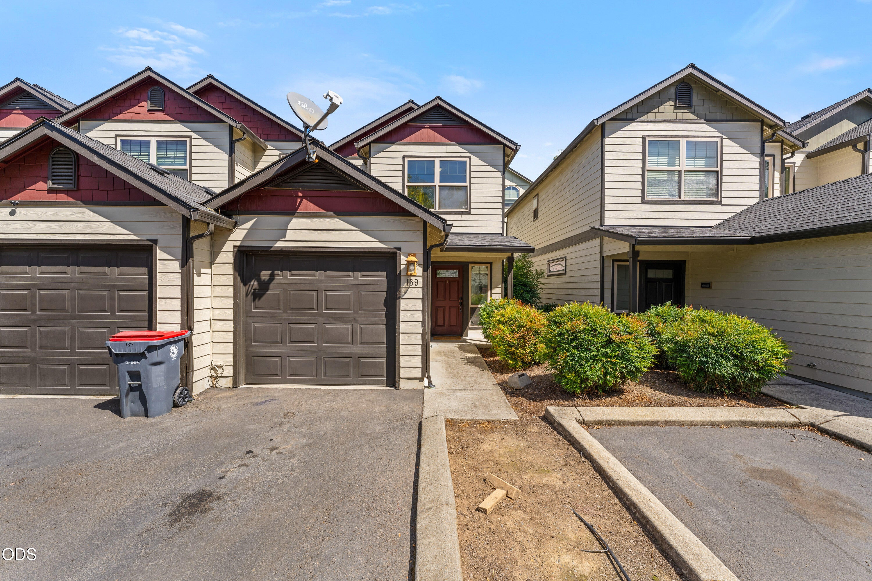 139 Casey Way Central Point, OR 97502 - Photo 1 of 23 Gallery Image 1