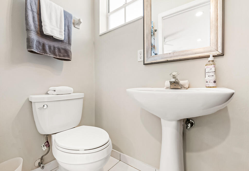 1858 F Road Loxahatchee Groves, FL 33470 - Photo 60 of 87 bathroom in bonus room