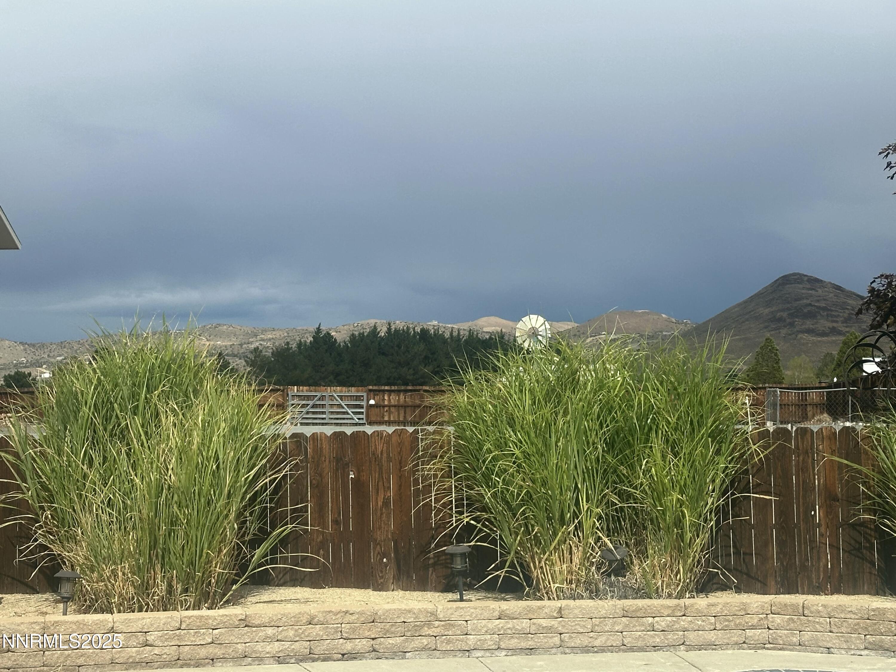 25 Nives Court Sparks, NV 89441 - Photo 46 of 67 a view of a city