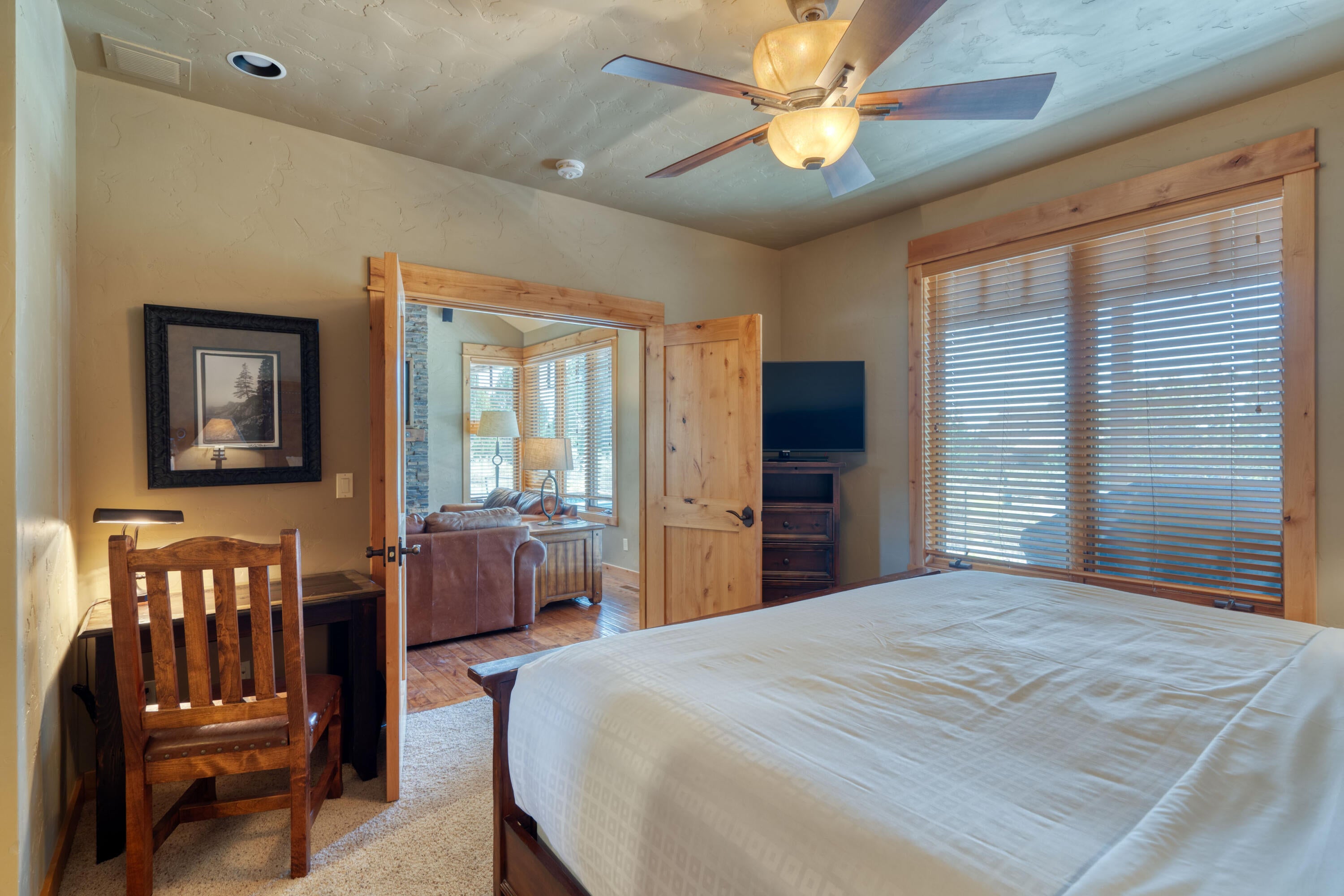 16727 South W Brasada Ranch Road Powell Butte, OR 97753 - Photo 18 of 31 Bedroom suite