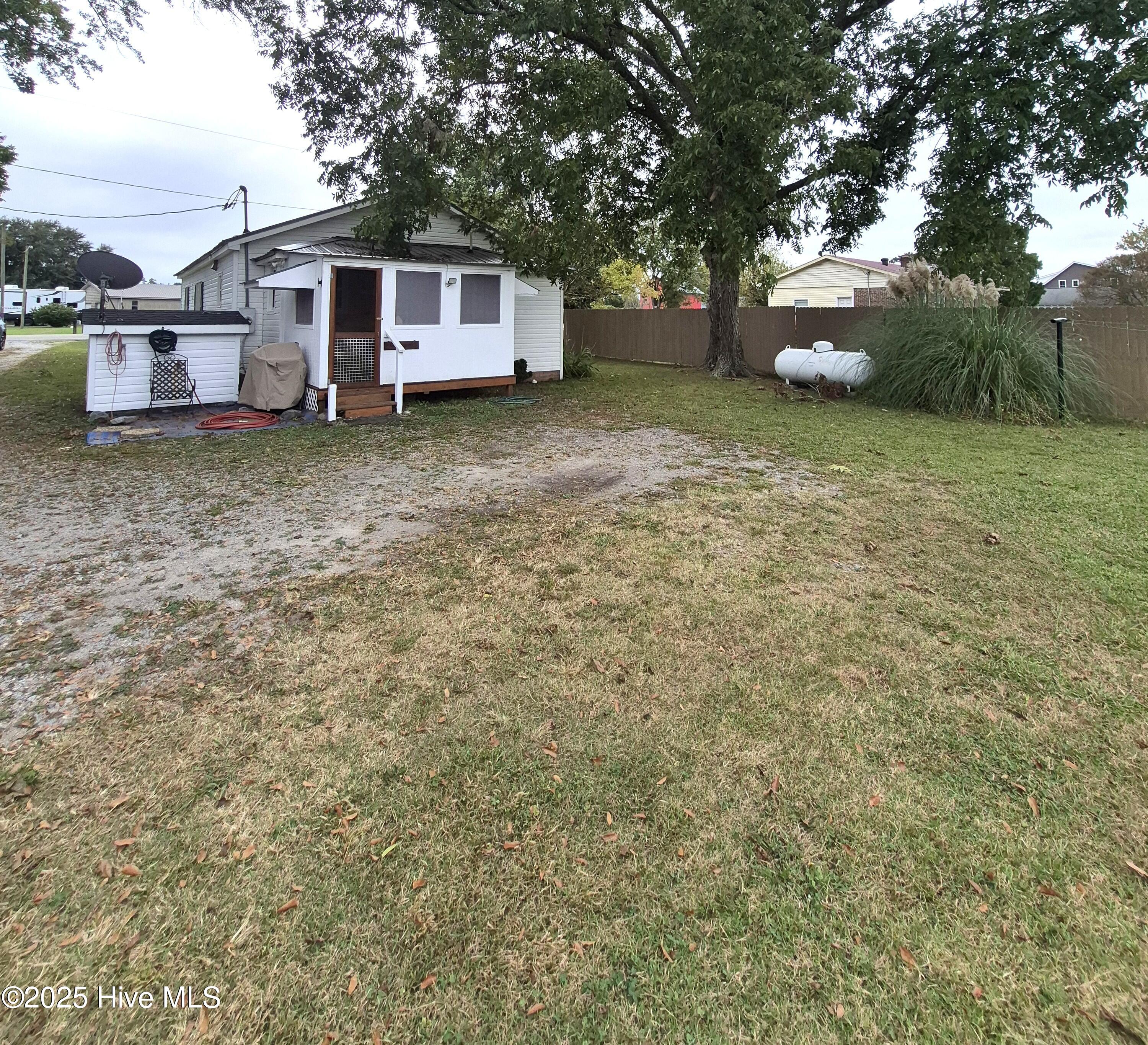 3031 Dan Peele Road Williamston, NC 27892 - Photo 21 of 26 Back