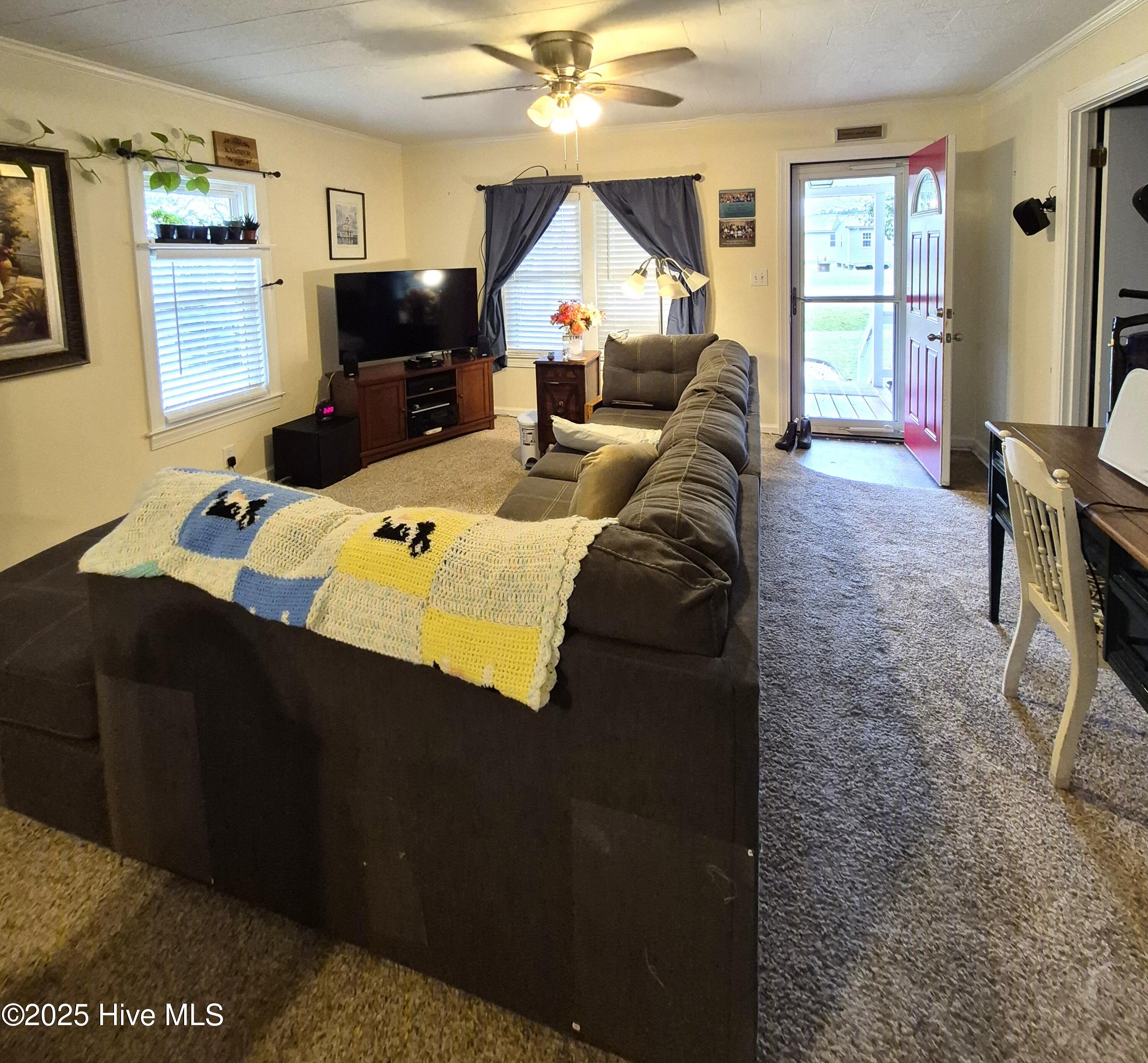 3031 Dan Peele Road Williamston, NC 27892 - Photo 5 of 26 Den