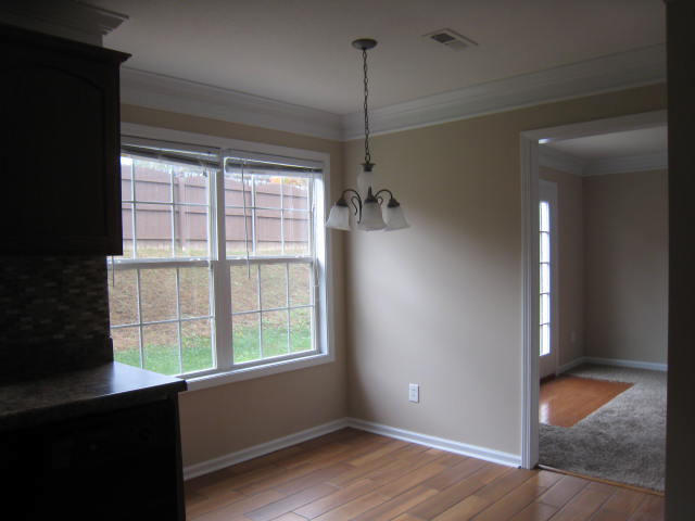 3208 Red Meadow Road Knoxville, TN 37931 - Photo 10 of 21 breakfast area