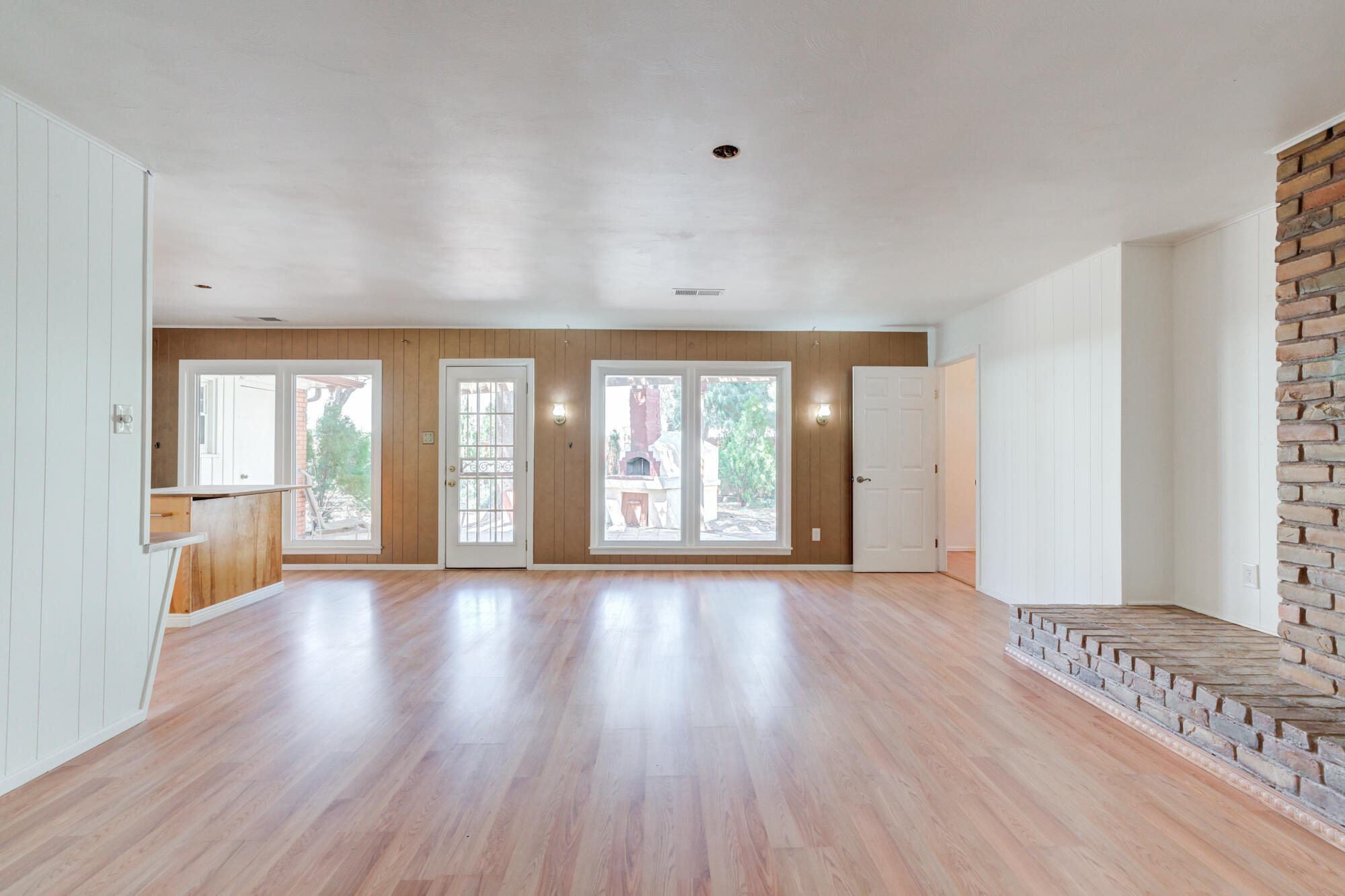 1906 55th Street Lubbock, TX 79412 - Photo 11 of 50 DSC03589_90_91_92_93