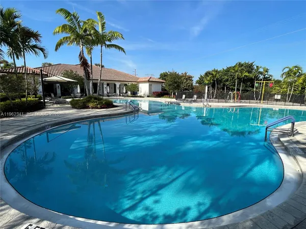 $4,900 | 8353 Northwest 38th Street, Cooper City, FL 33024