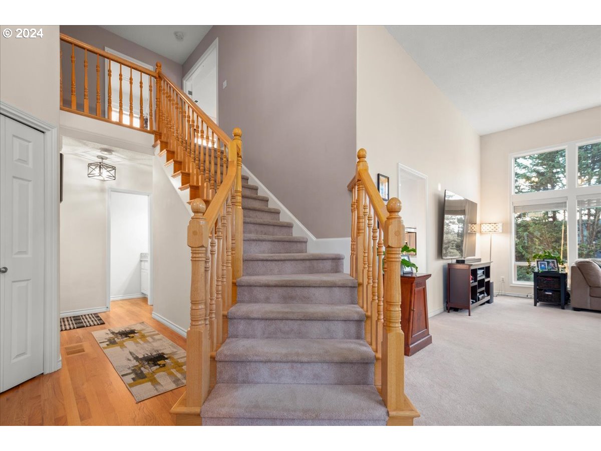 2509 Northwest 36th Avenue Camas, WA 98607 - Photo 20 of 48 a view of entryway and hall
