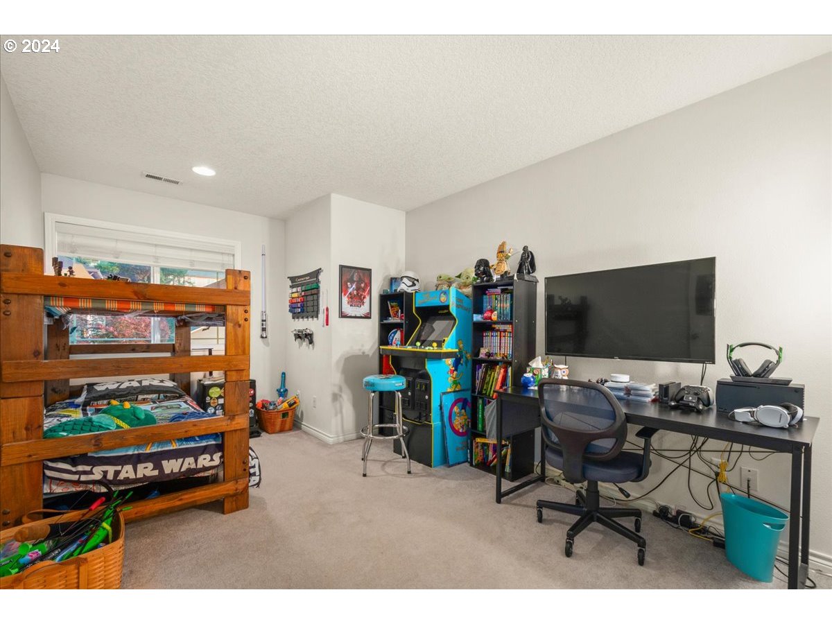 2509 Northwest 36th Avenue Camas, WA 98607 - Photo 30 of 48 a view of a workspace with furniture
