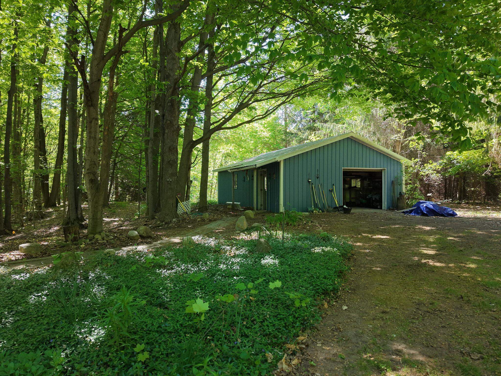 13517 Viaduct Road Copemish, MI 49625 - Photo 22 of 31 1945891-e81265da-526f-42c8-9008-8c2e3f21f96e.JPG