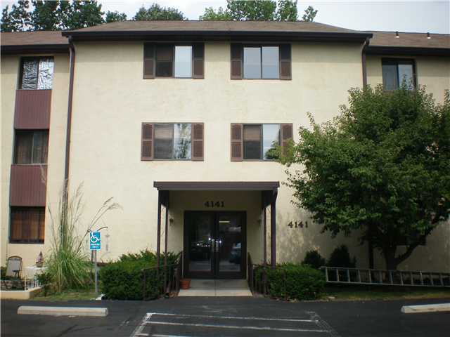 4141 Karl Road, Unit 109 Columbus, OH 43224 - Photo 1 of 5