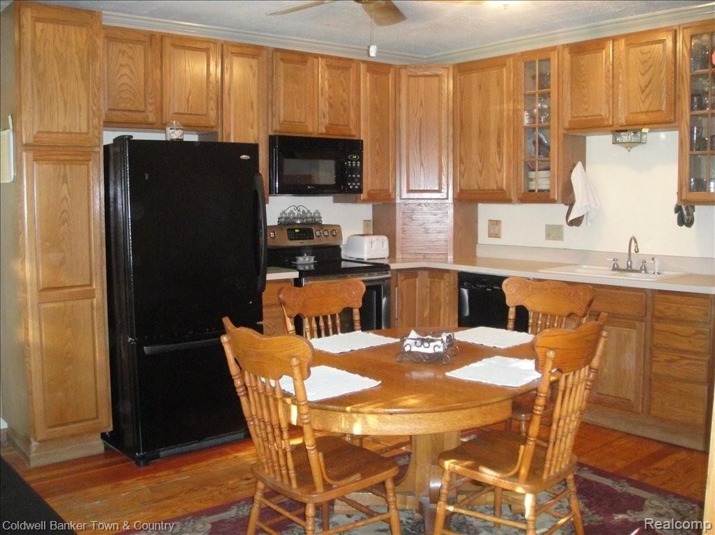 130 Eleanor Road Highland, MI 48356 - Photo 8 of 23