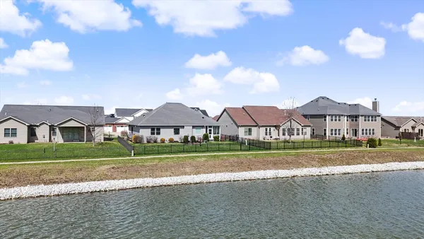 $575,000 | 1117 Declaration Drive, Savoy, IL 61874