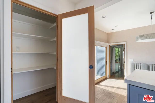 $7,500 | 4031 Camero Avenue, Los Angeles, CA 90027
