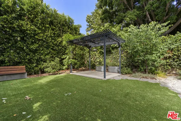 $7,500 | 4031 Camero Avenue, Los Angeles, CA 90027