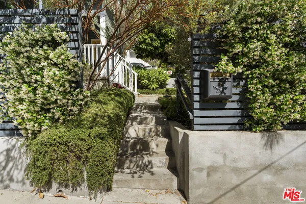 $7,500 | 4031 Camero Avenue, Los Angeles, CA 90027