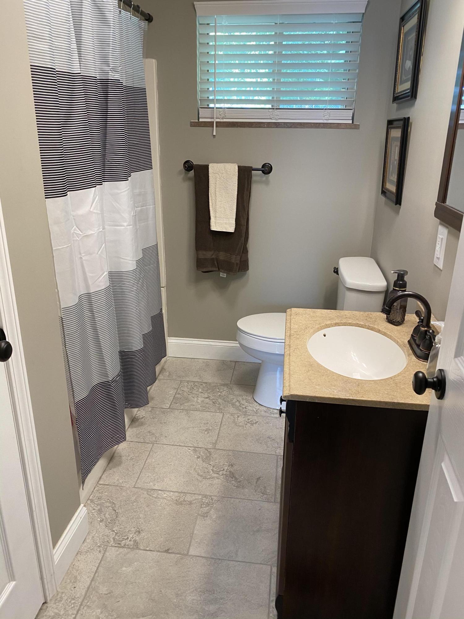 978 Reed Bull Road New Market, TN 37820 - Photo 11 of 16 Bathroom