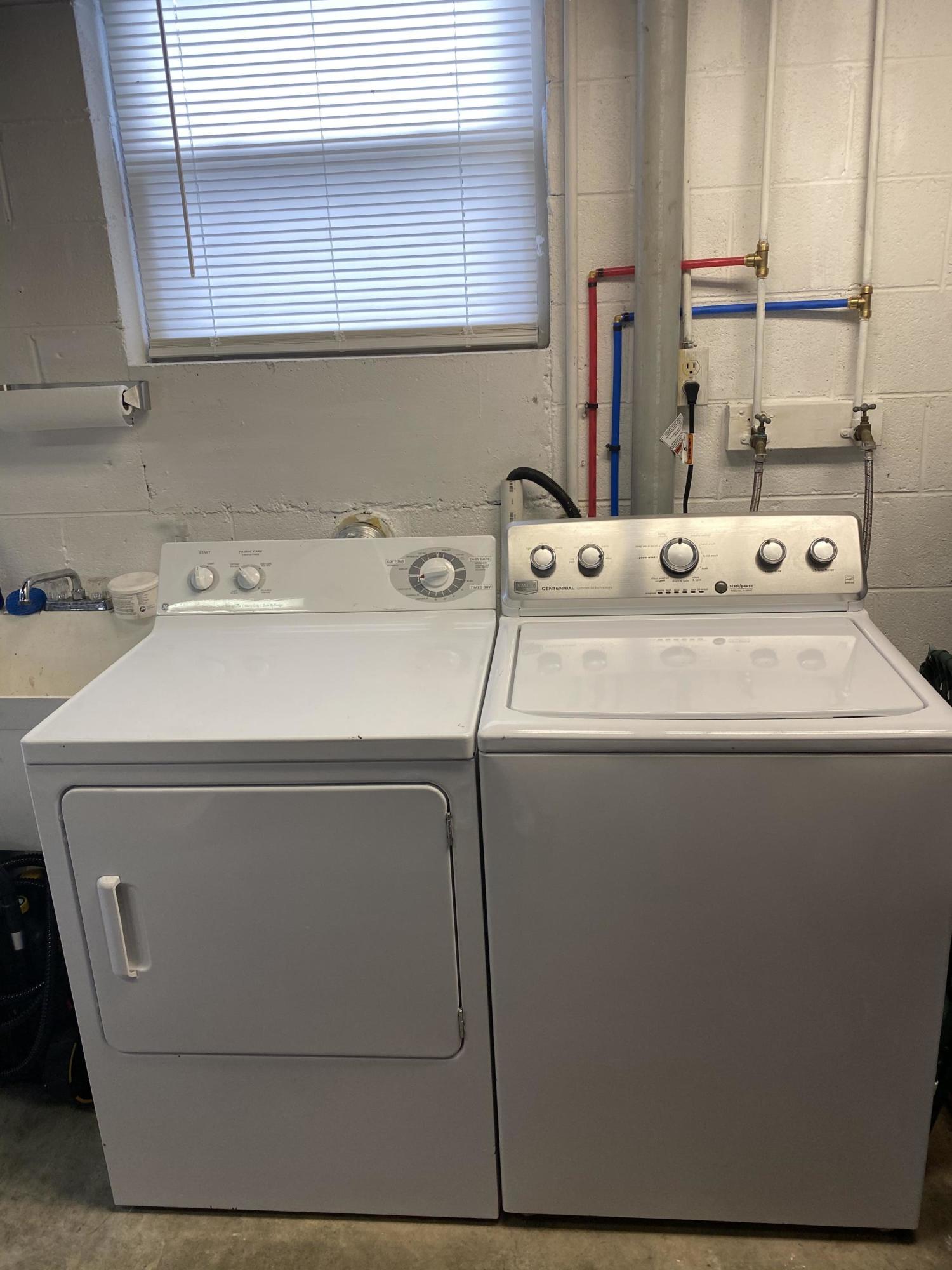 978 Reed Bull Road New Market, TN 37820 - Photo 13 of 16 Laundry