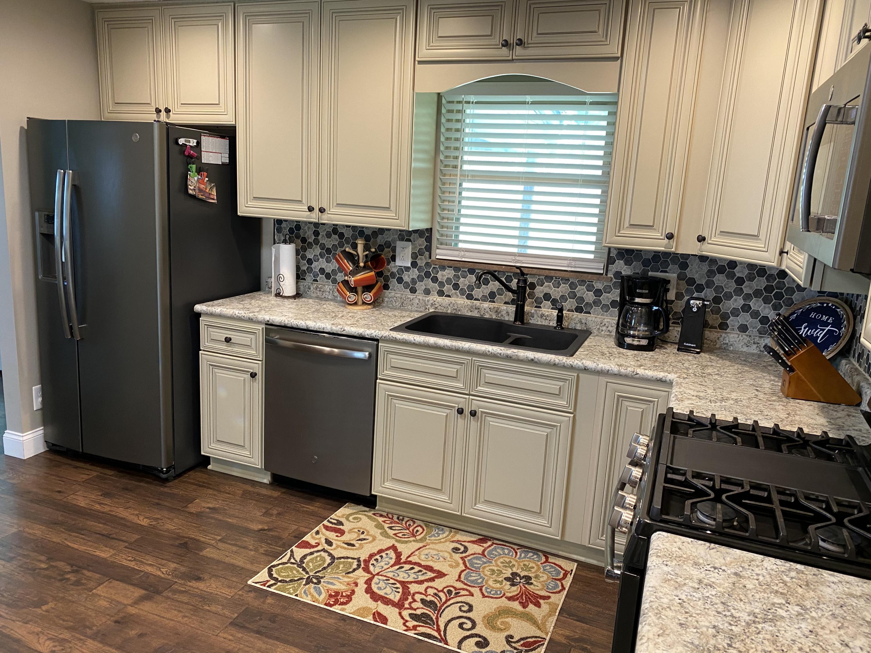 978 Reed Bull Road New Market, TN 37820 - Photo 8 of 16 Kitchen