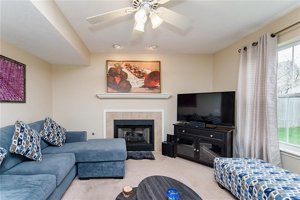 14958 Copper Tree Way Carmel, IN 46033 - Photo 8 of 33 Gallery Image 8