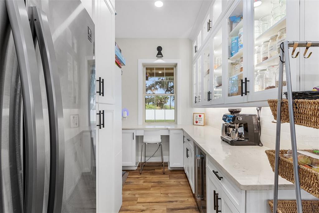 11720 Darsey Road Parrish, FL 34219 - Photo 17 of 60 a very nice looking room with a large window