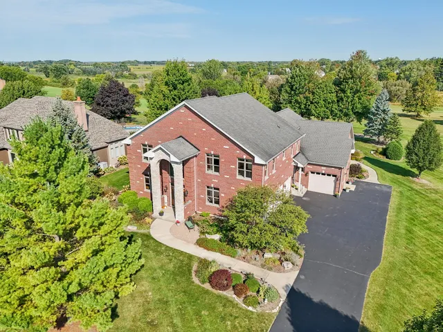 $825,000 | 9804 Palmer Drive, Lakewood, IL 60014