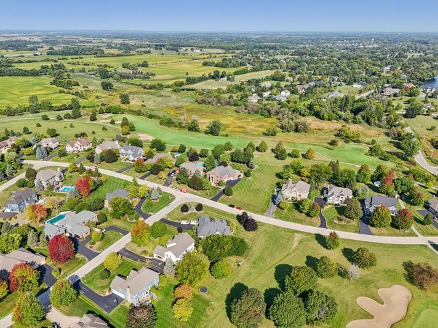 $825,000 | 9804 Palmer Drive, Lakewood, IL 60014