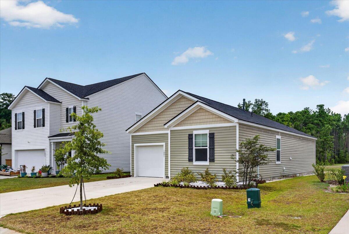 1081 Peridote Way Ladson, SC 29456 - Photo 9 of 26 03-Brandi Sanicharr - DSC03754