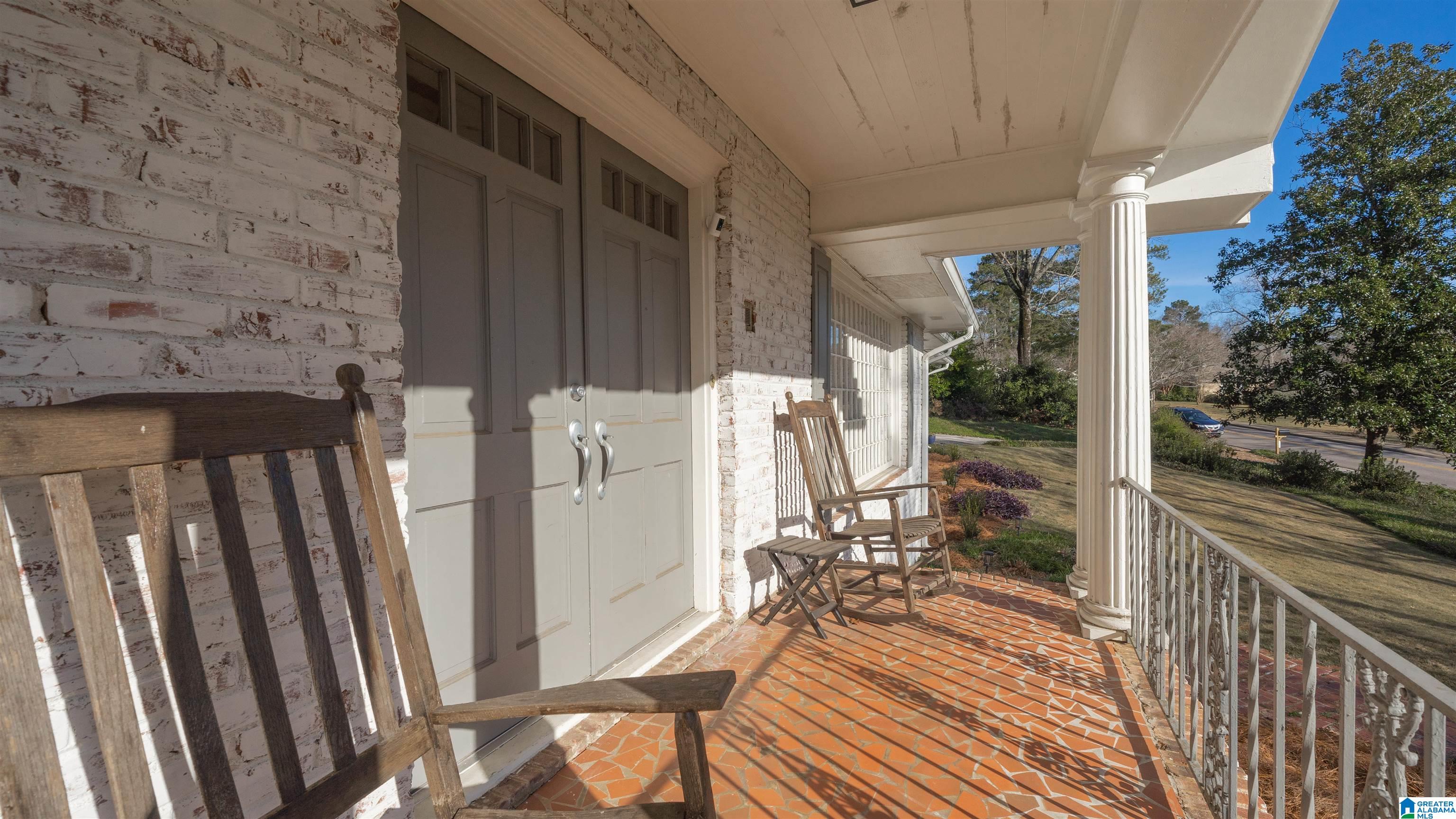 3640 Woodvale Road Birmingham, AL 35223 - Photo 3 of 36