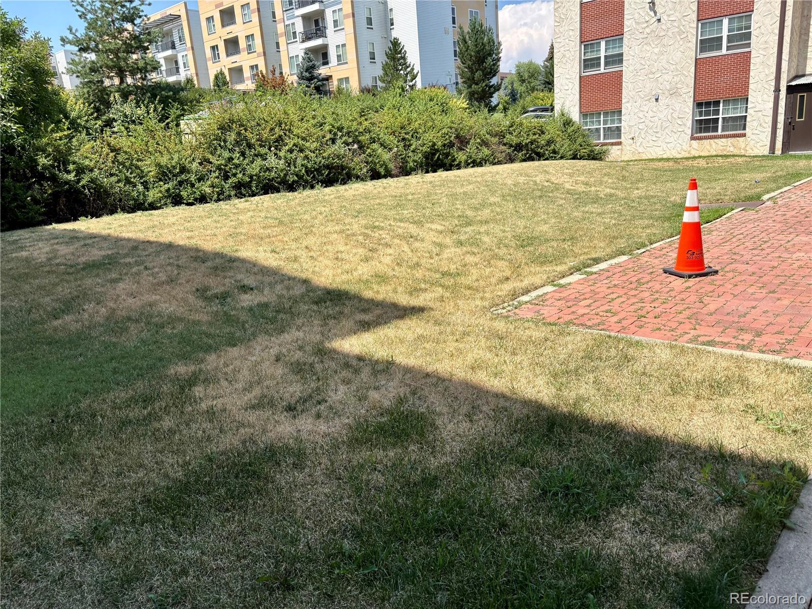 805 29th Street, Unit 253 Boulder, CO 80303 - Photo 27 of 32 a view of outdoor space and yard