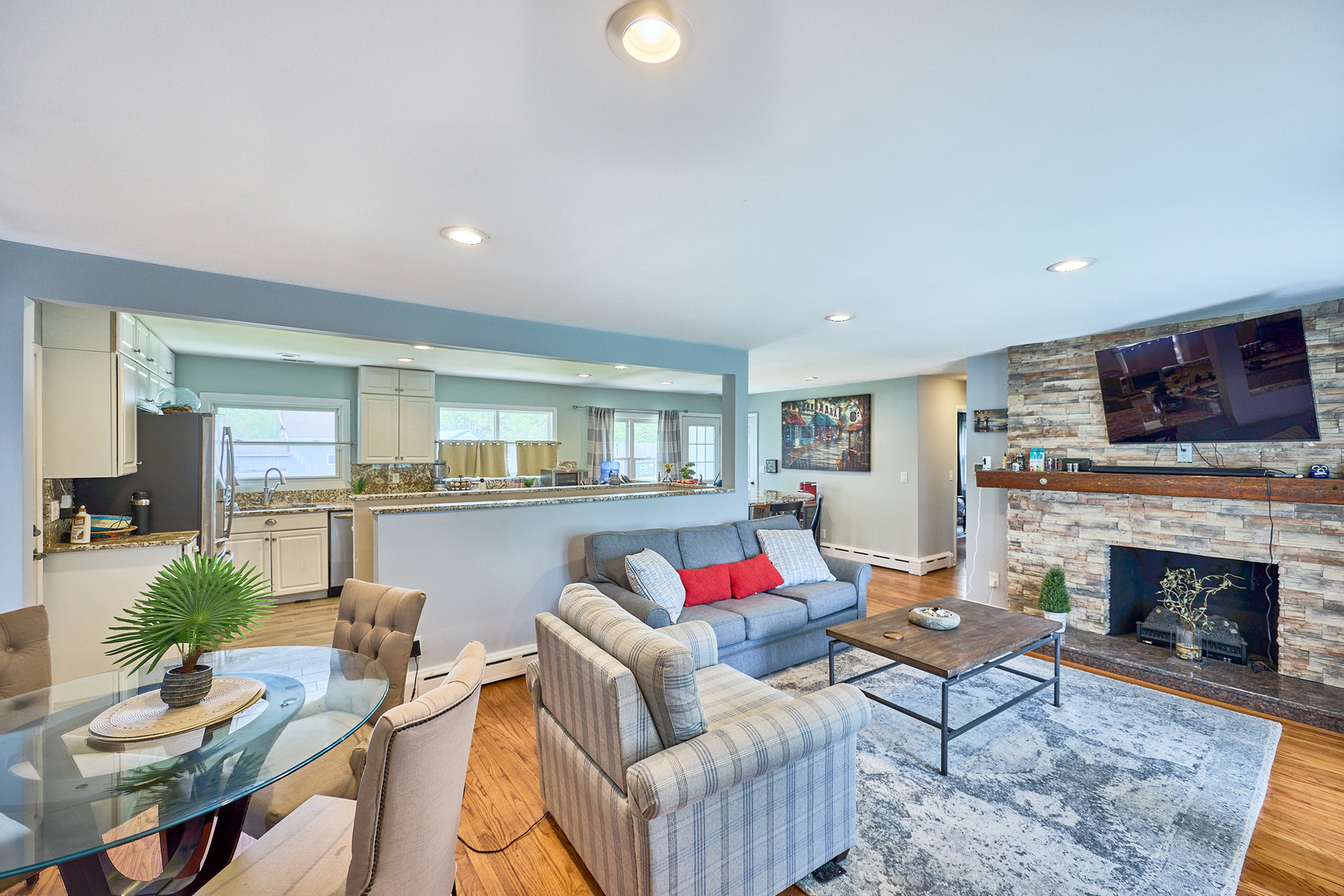 58 31w742 Il Route Elgin, IL 60120 - Photo 5 of 17