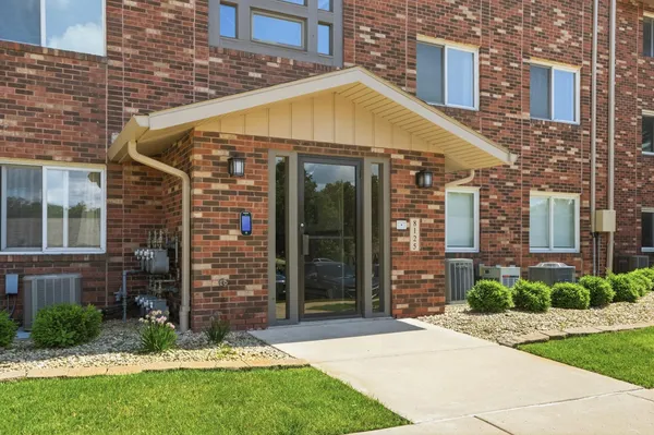 $365,000 | 8125 Lake Shore Drive, Unit 3, Cedar Lake, IN 46303