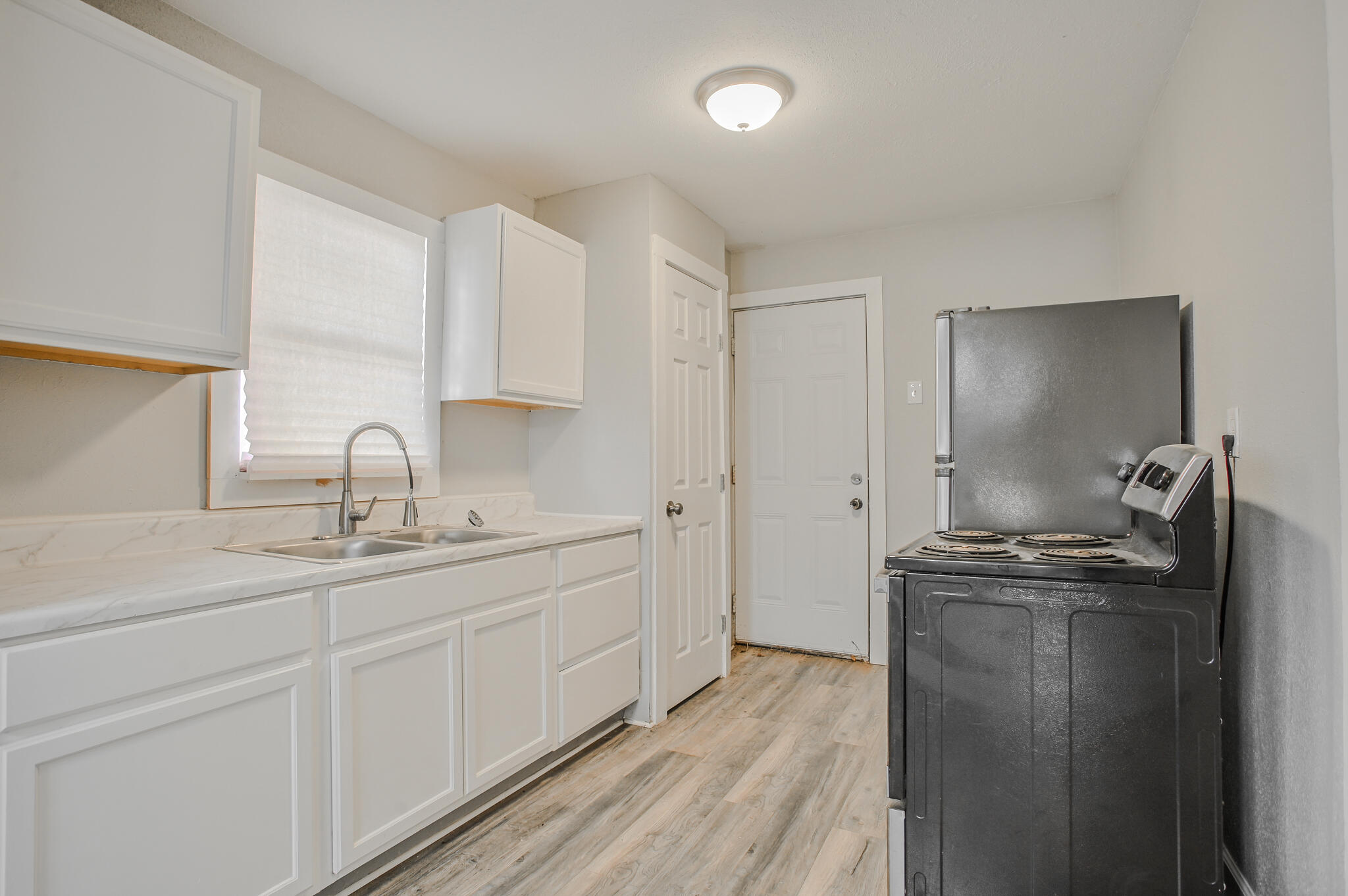 2108 20th Street Lubbock, TX 79411 - Photo 15 of 25 Haleydphotography-20