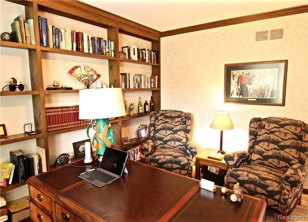 3367 Edmunton Drive Rochester, MI 48306 - Photo 7 of 82 L:\3367 Edmunton\IMG_2791.jpg