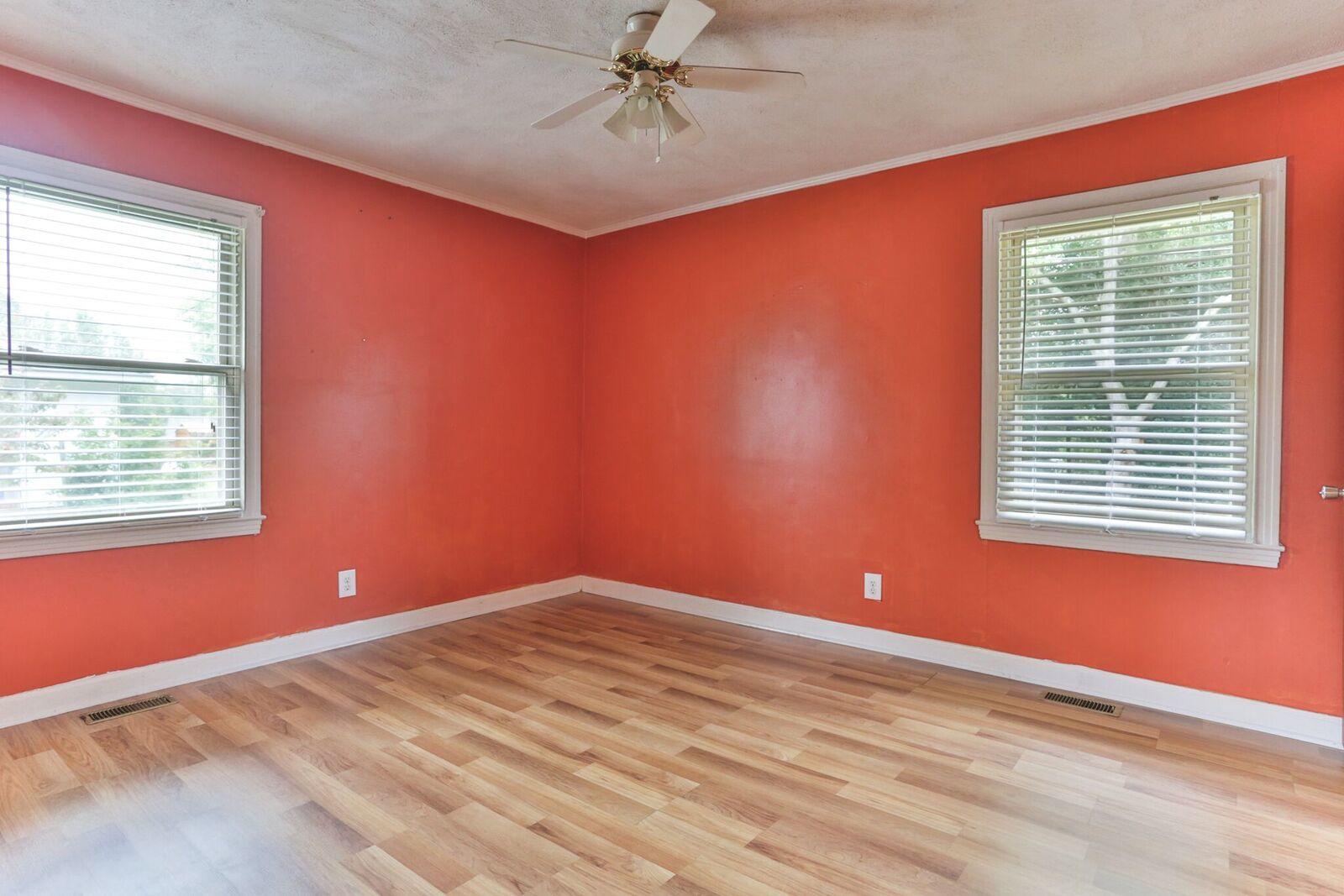 202 East Temple Avenue Rockingham, NC 28379 - Photo 18 of 31 2Z1A1068_preview.jpeg