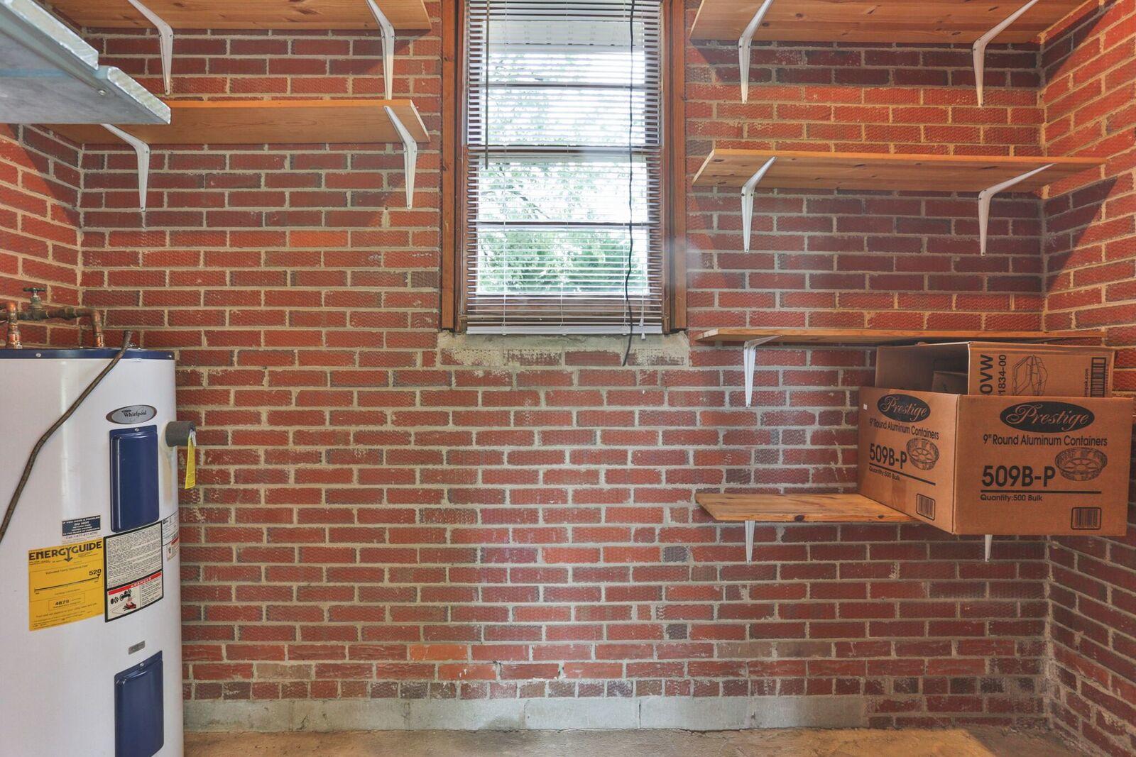 202 East Temple Avenue Rockingham, NC 28379 - Photo 27 of 31 2Z1A1020_preview.jpeg