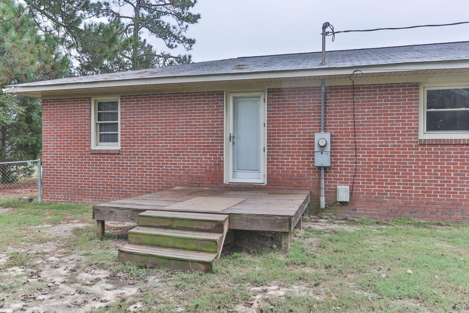 202 East Temple Avenue Rockingham, NC 28379 - Photo 31 of 31 2Z1A1016_preview.jpeg
