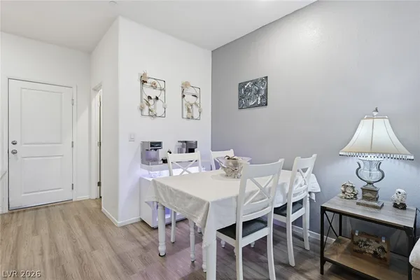 $300,000 | 554 Foothill Cove Lane, Henderson, NV 89002