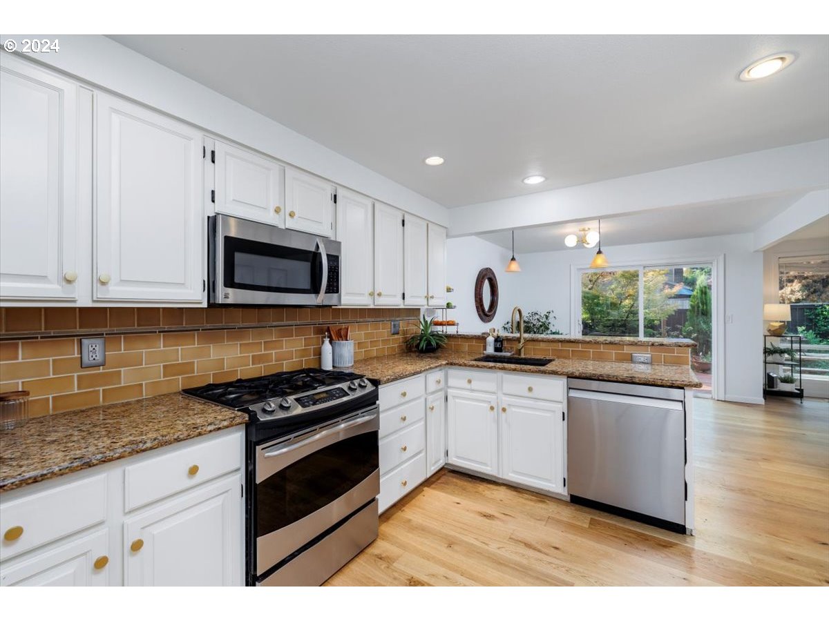 7829 Southwest Raintree Drive Beaverton, OR 97008 - Photo 17 of 31 Gallery Image 17