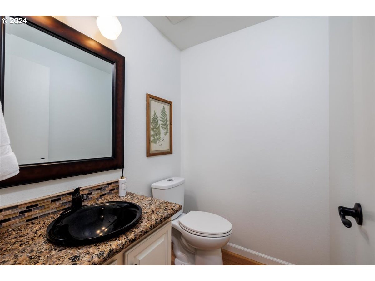 7829 Southwest Raintree Drive Beaverton, OR 97008 - Photo 19 of 31 Gallery Image 19