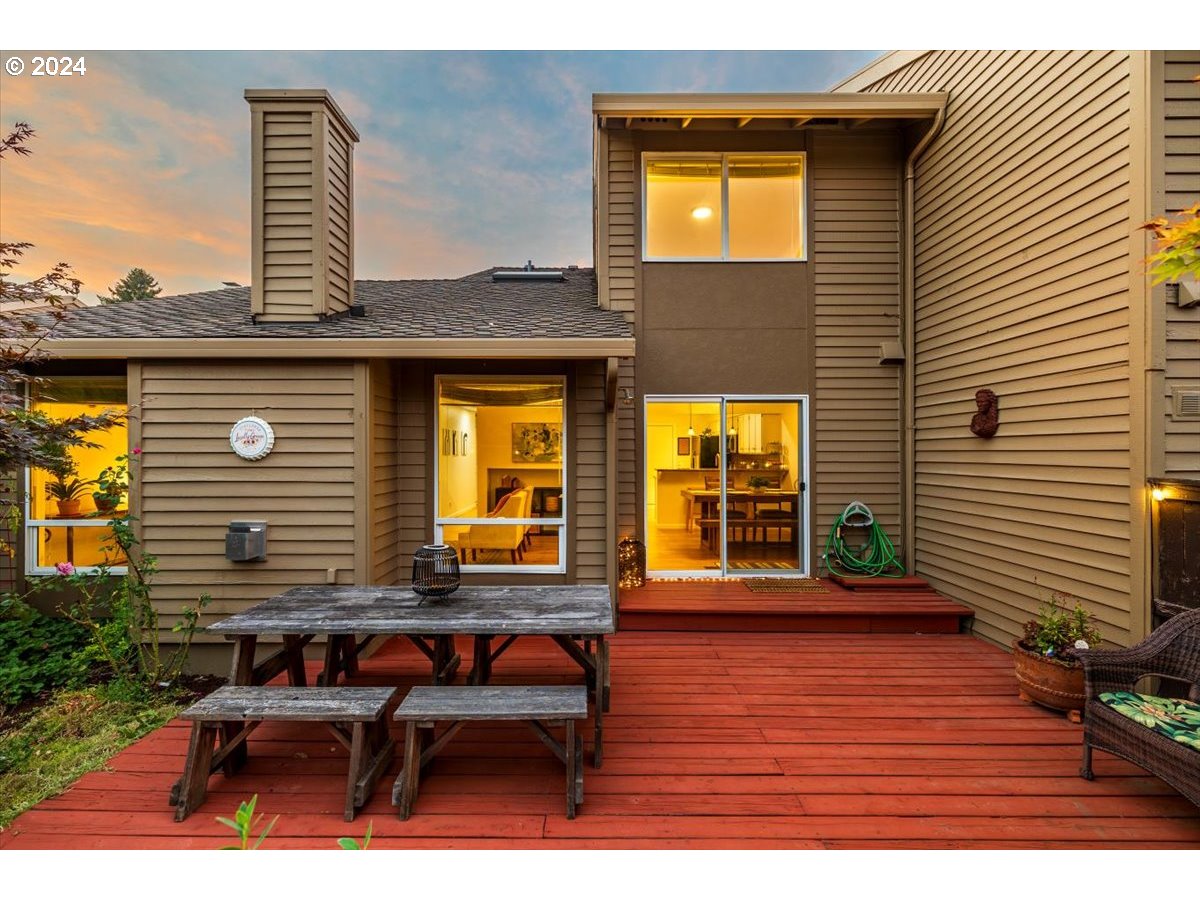 7829 Southwest Raintree Drive Beaverton, OR 97008 - Photo 5 of 31 Gallery Image 5