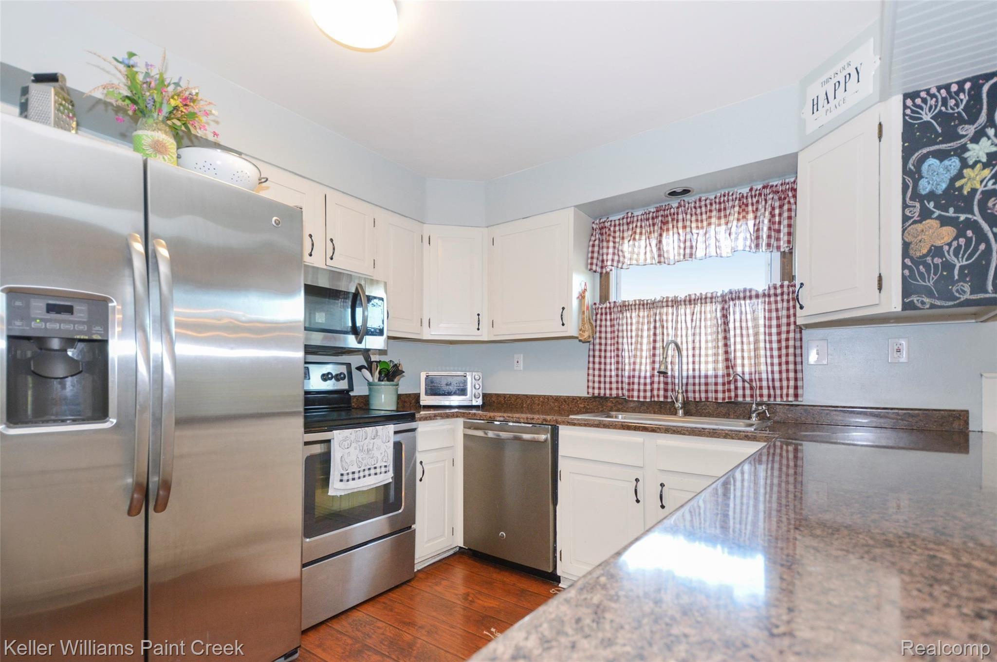 8720 Rattle Run Road Columbus, MI 48063 - Photo 11 of 37 8.jpg