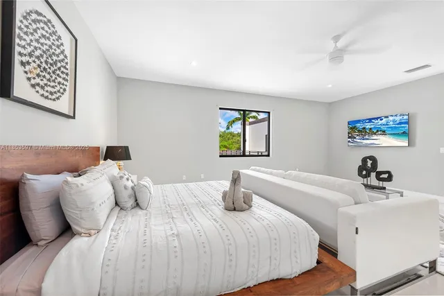 $30,000 | 5500 Southwest 67th Avenue, Miami, FL 33155