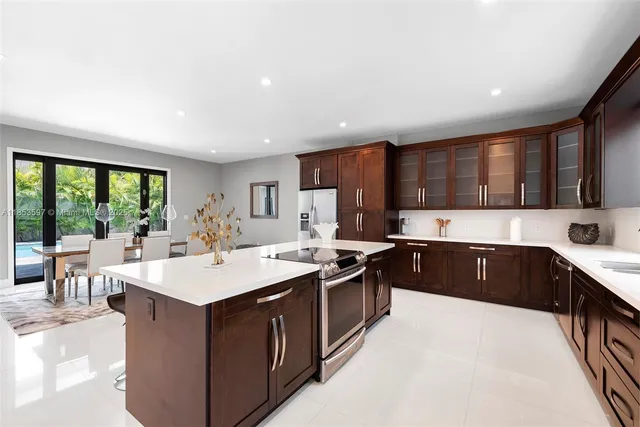 $30,000 | 5500 Southwest 67th Avenue, Miami, FL 33155